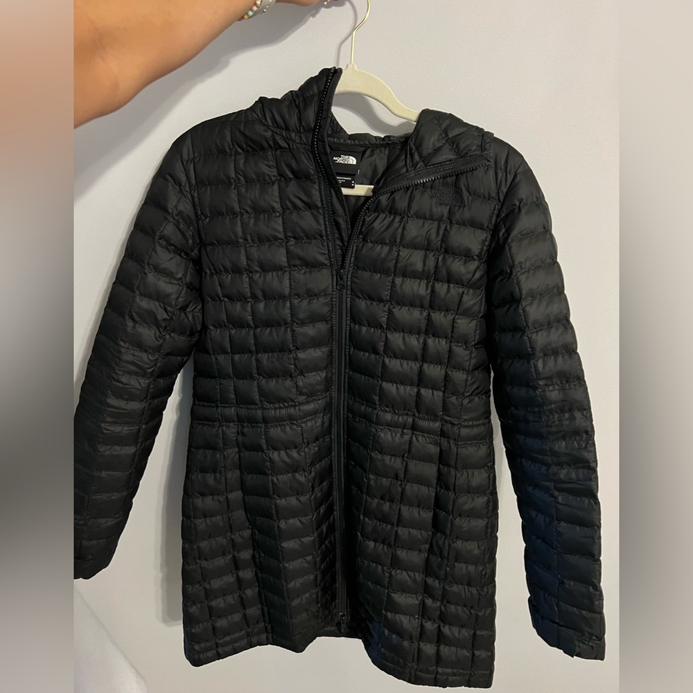 Women’s North Face thermal ball parka